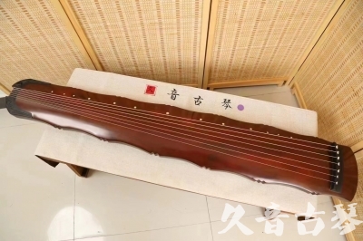 海南省●久音古琴  ●典藏系列 20240524 [红洒金竹节]